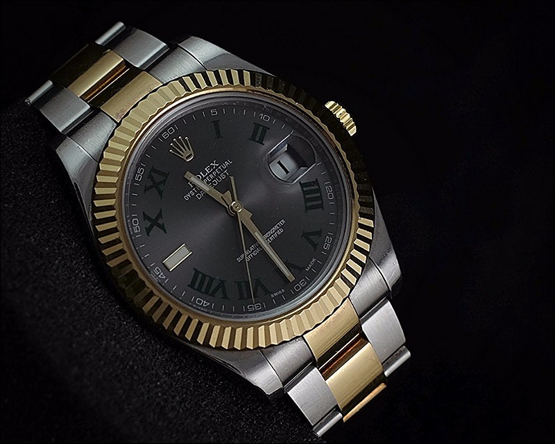 Rolex watch listing