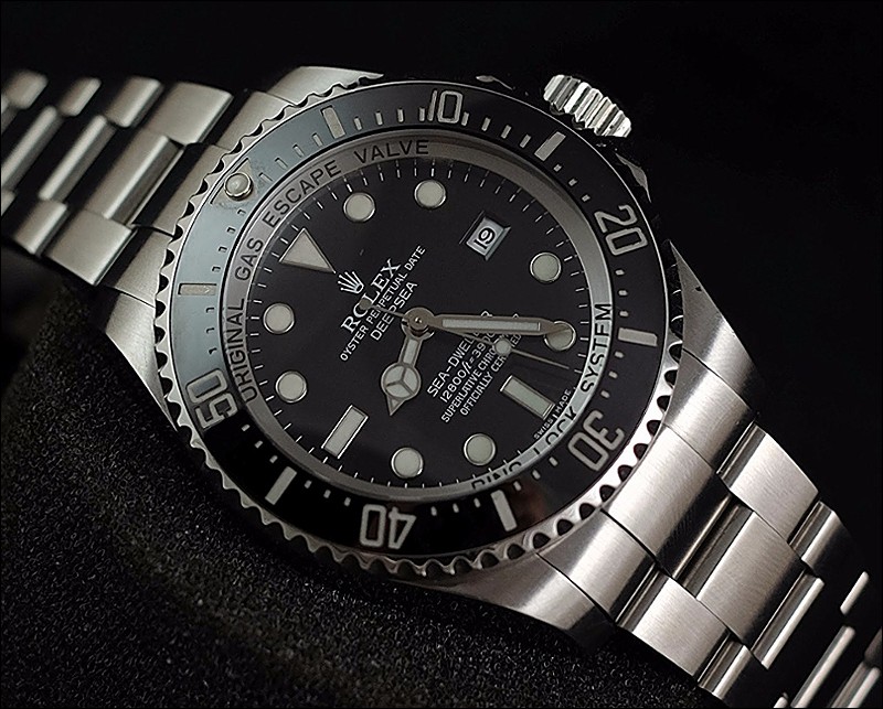 Rolex watch listing
