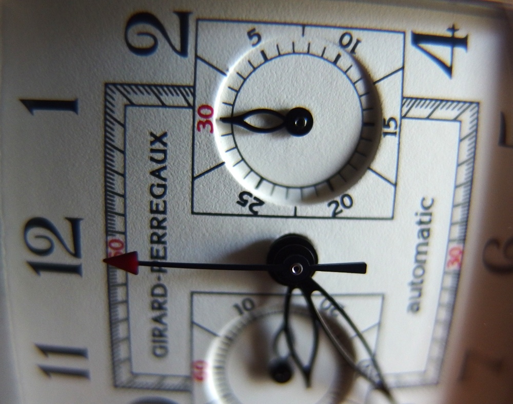 Watch by Girard Perregaux, Vintage 1945, Vintage 45 Chronograph, 2599