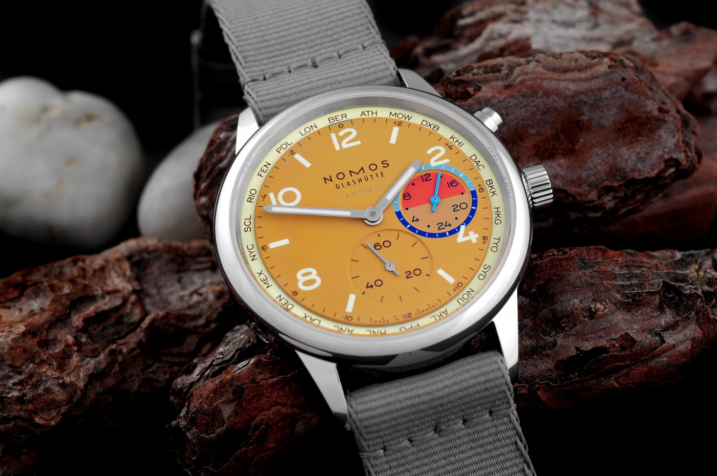 Watch, Nomos, Nomos Club Worldtimer