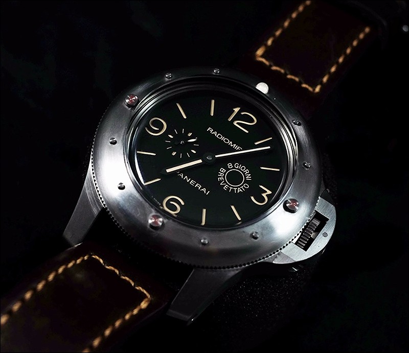 Panerai watch listing