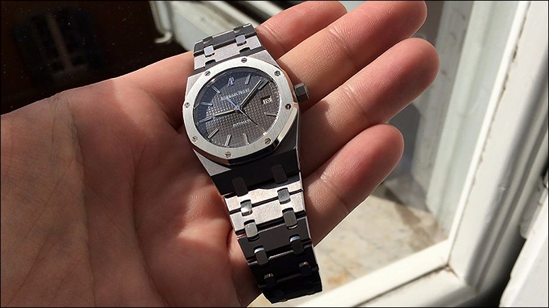 Audemars Piguet watch listing