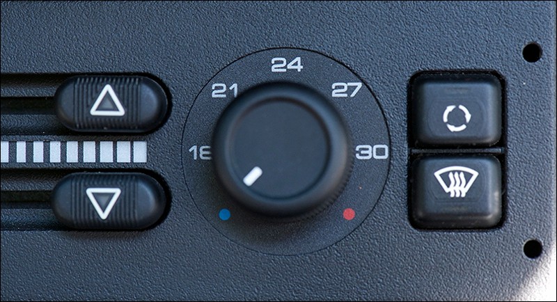 Simple heat/aircon unit with European metrics