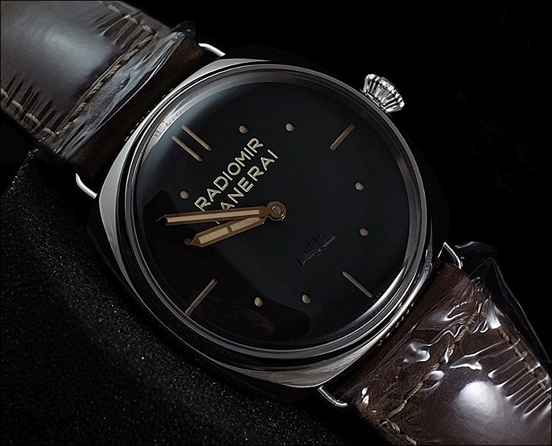Panerai watch listing