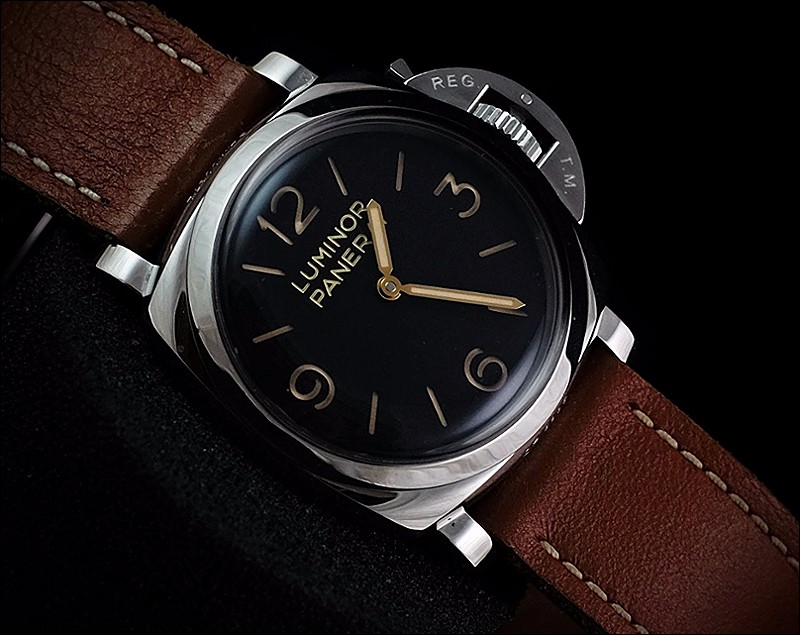 Panerai watch listing