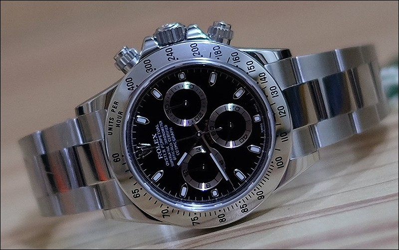 Rolex watch listing