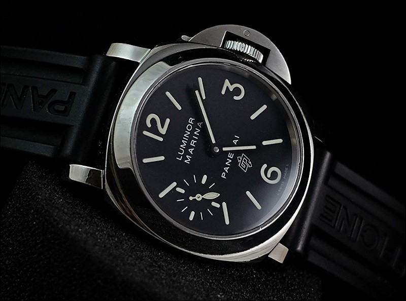 Panerai watch listing