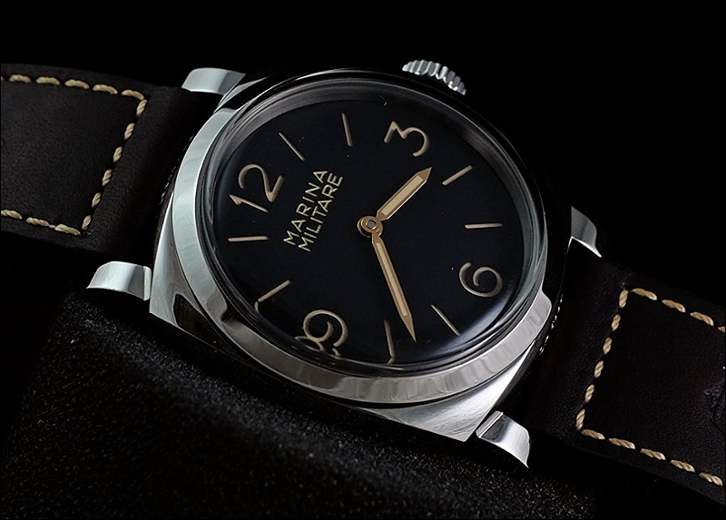 Panerai watch listing