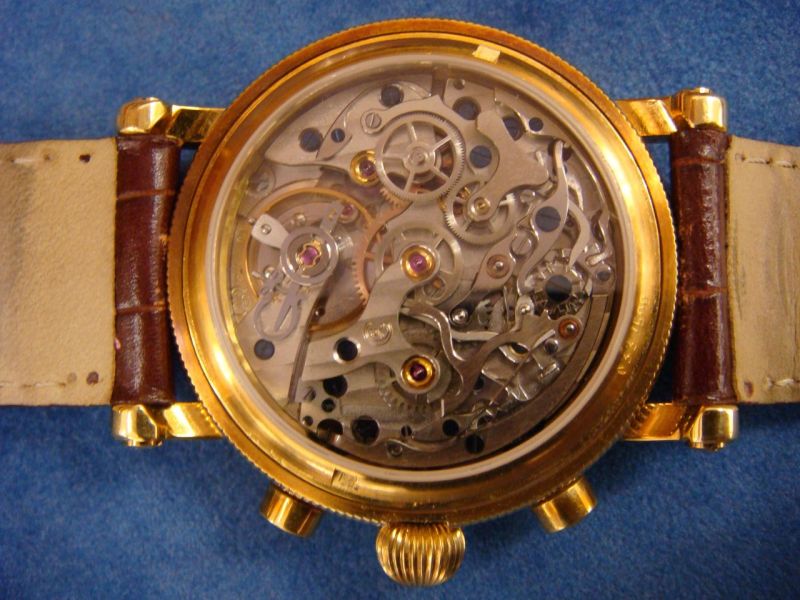 Now, the see-through caseback!
