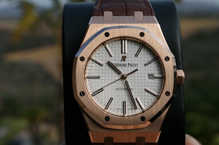 Patek Philippe watch listing