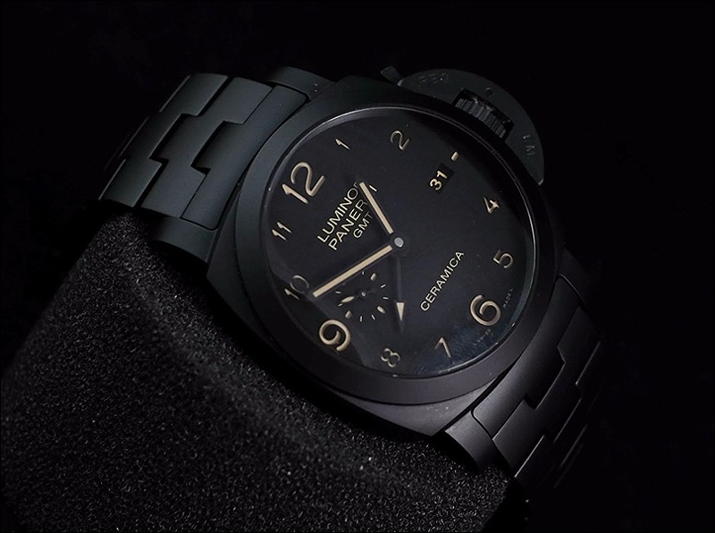 Panerai watch listing