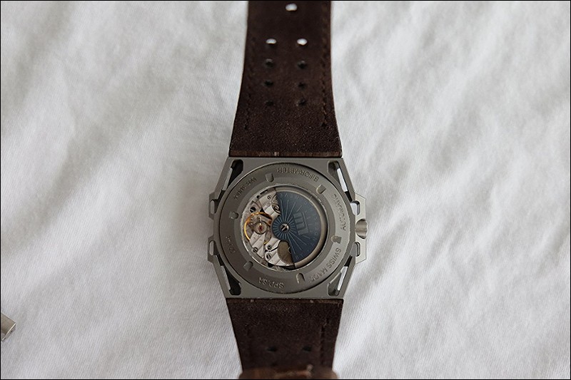 Linde werdelin watch listing