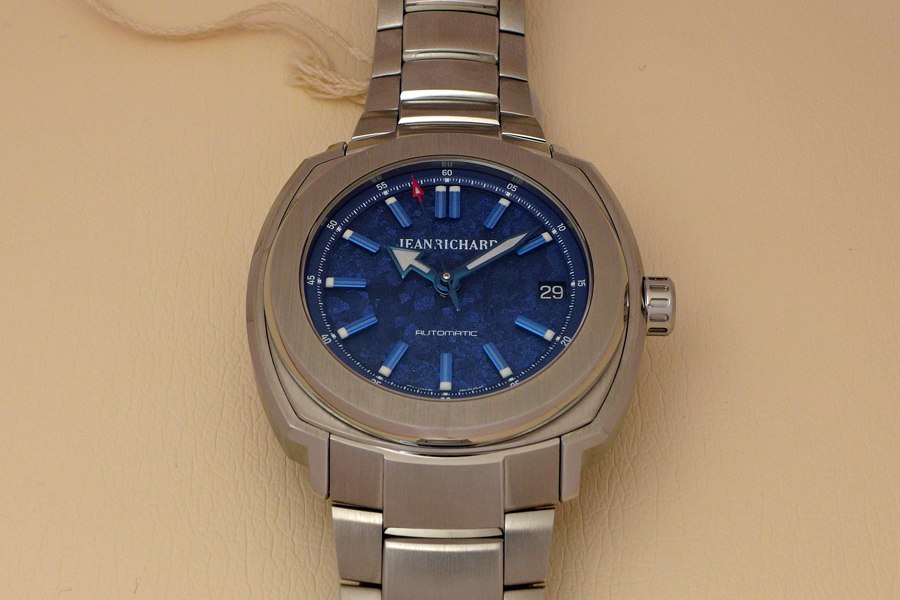 JEANRICHARD Terrascope 自動巻き腕時計 The Gleam of Architectural Achievement: The JEANRICHARD Terrascope