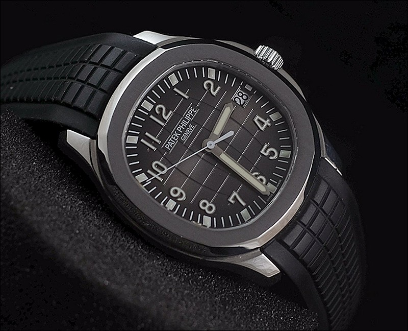 Patek Philippe watch listing