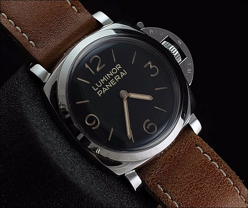 Panerai watch listing