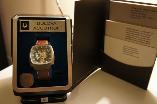Bulova Accutron Spaceview 1975 100th Anniversary — WatchProSite