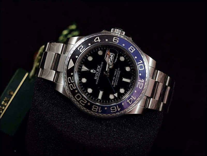Rolex watch listing
