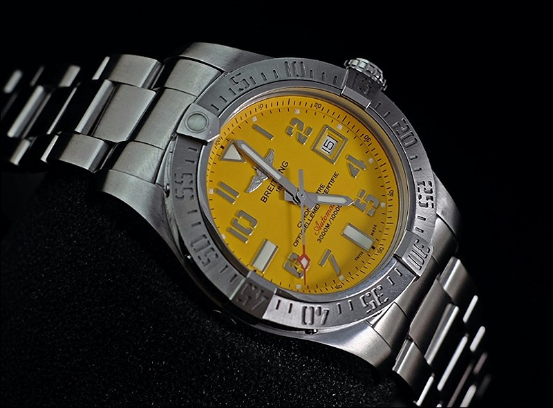 Breitling watch listing