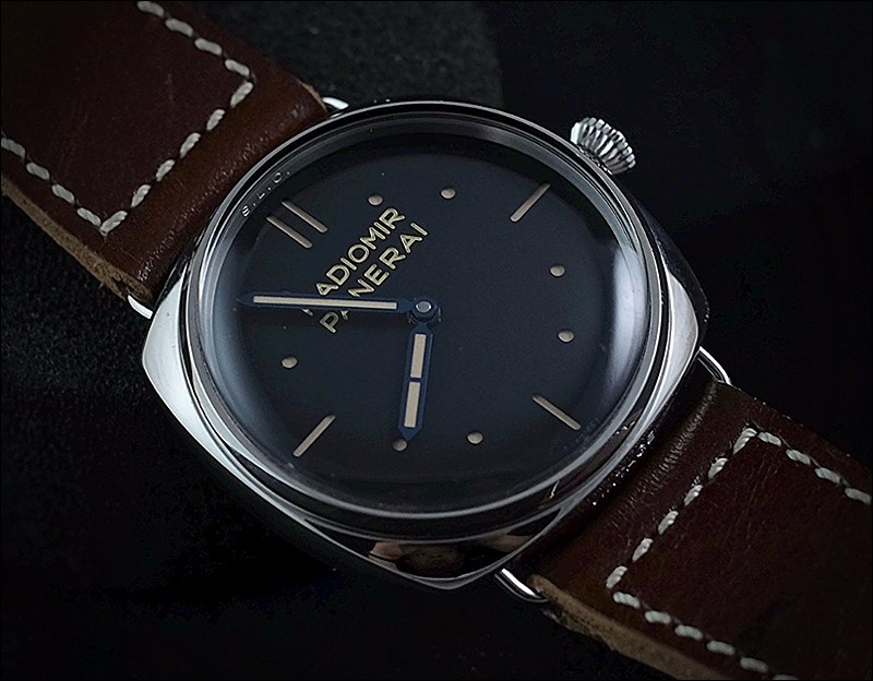 Panerai watch listing