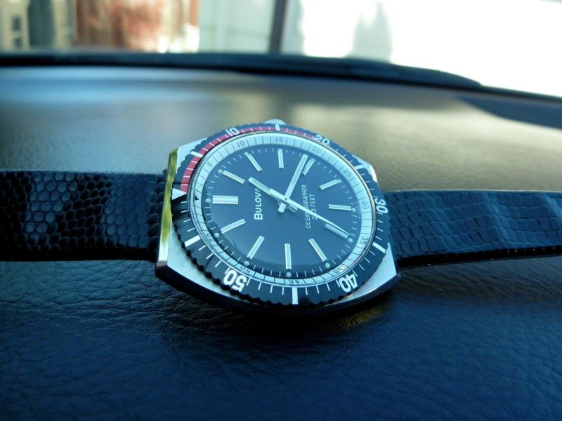 This photo was taken before service, the movement ticks but only 5 - 6 seconds then stops.