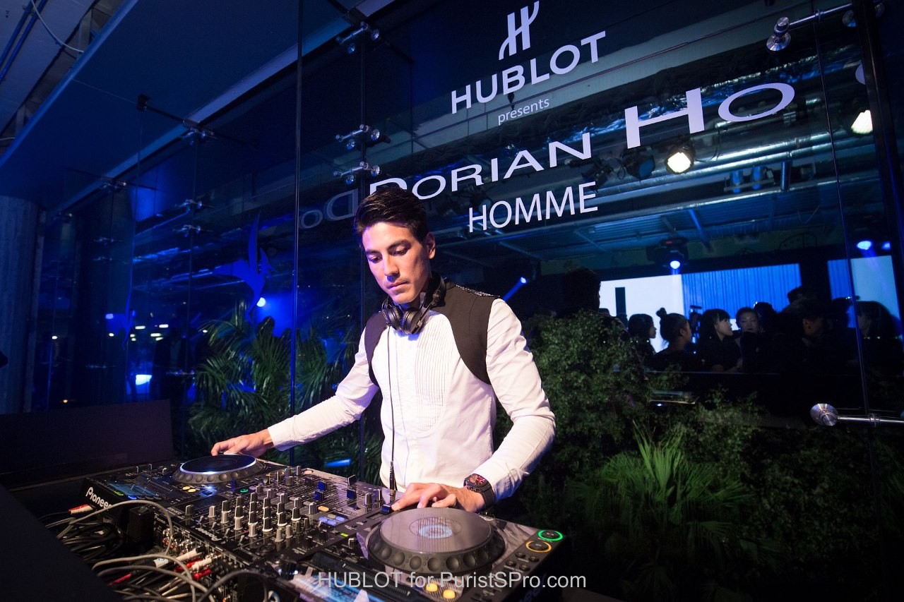 DJ