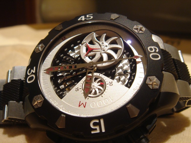 Zenith Defy Extreme Open (front)