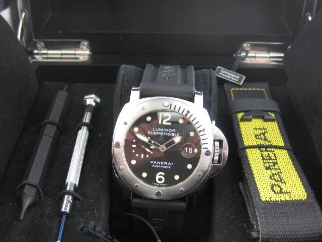 Panerai watch listing