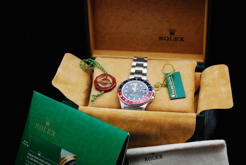 Rolex watch listing