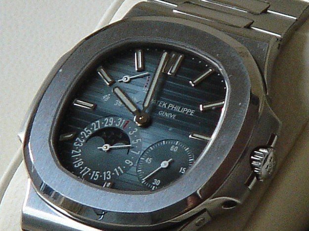 Patek Philippe watch listing