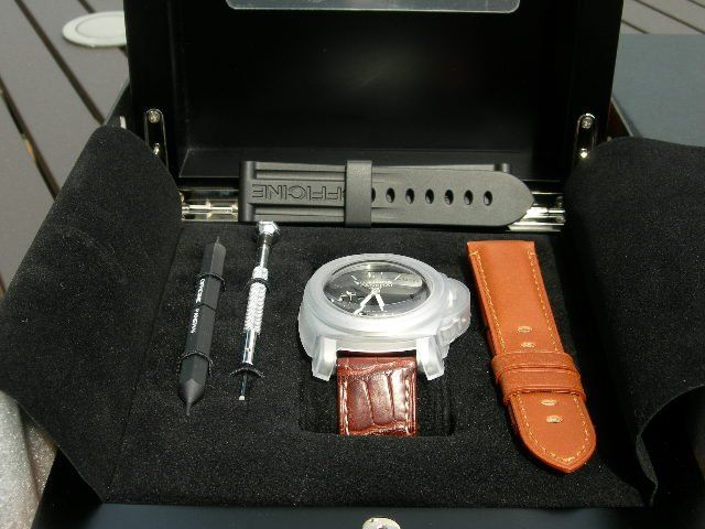 Panerai watch listing