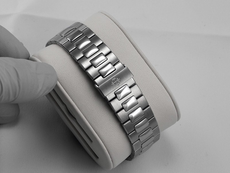 Patek Philippe watch listing