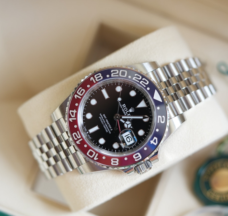 Rolex watch listing