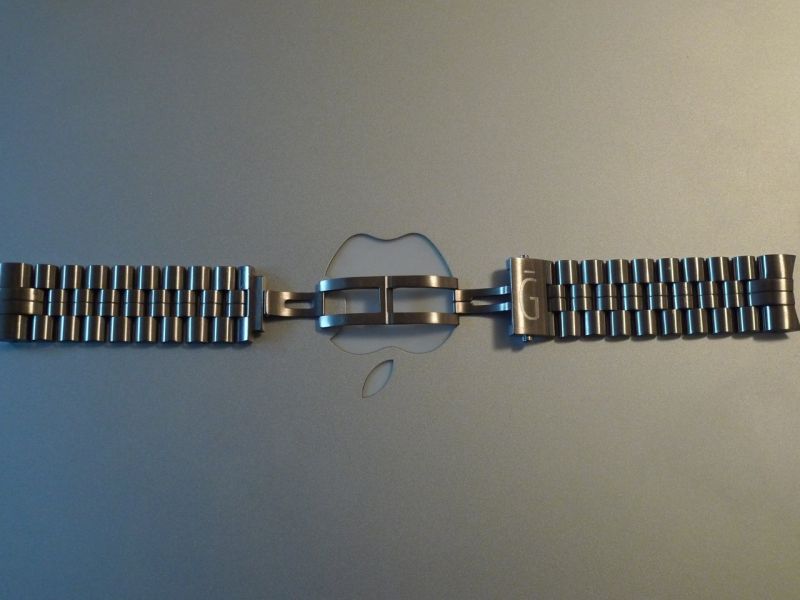 Gerald Genta watch listing