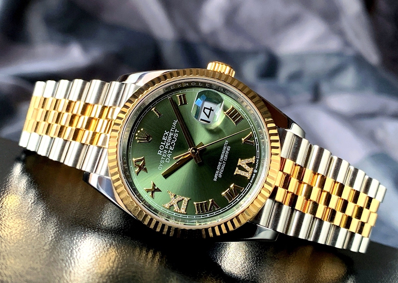 Rolex watch listing