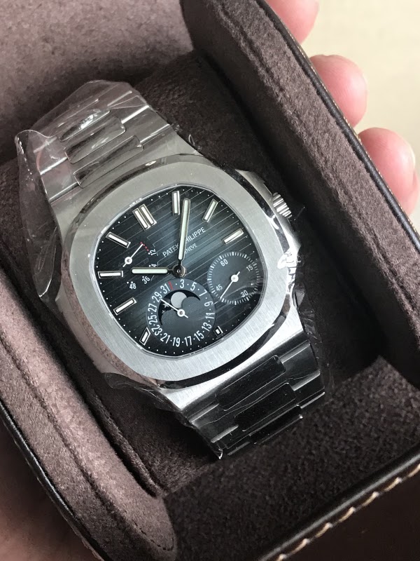 Patek Philippe watch listing