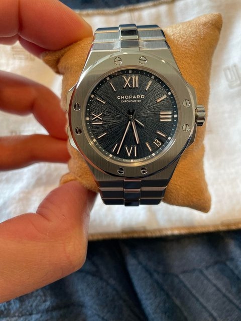 Chopard watch listing