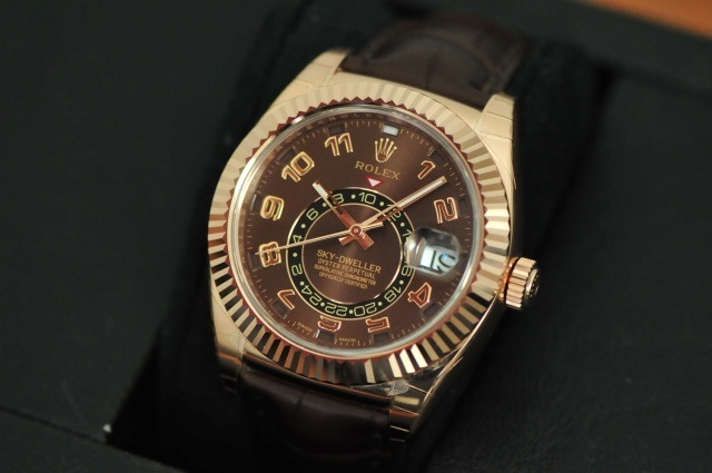 Rolex watch listing