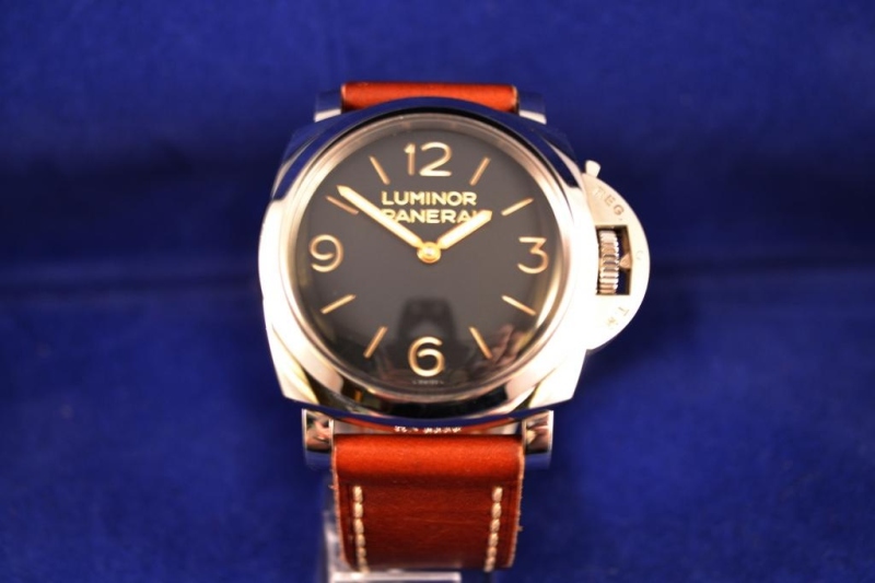 Panerai watch listing