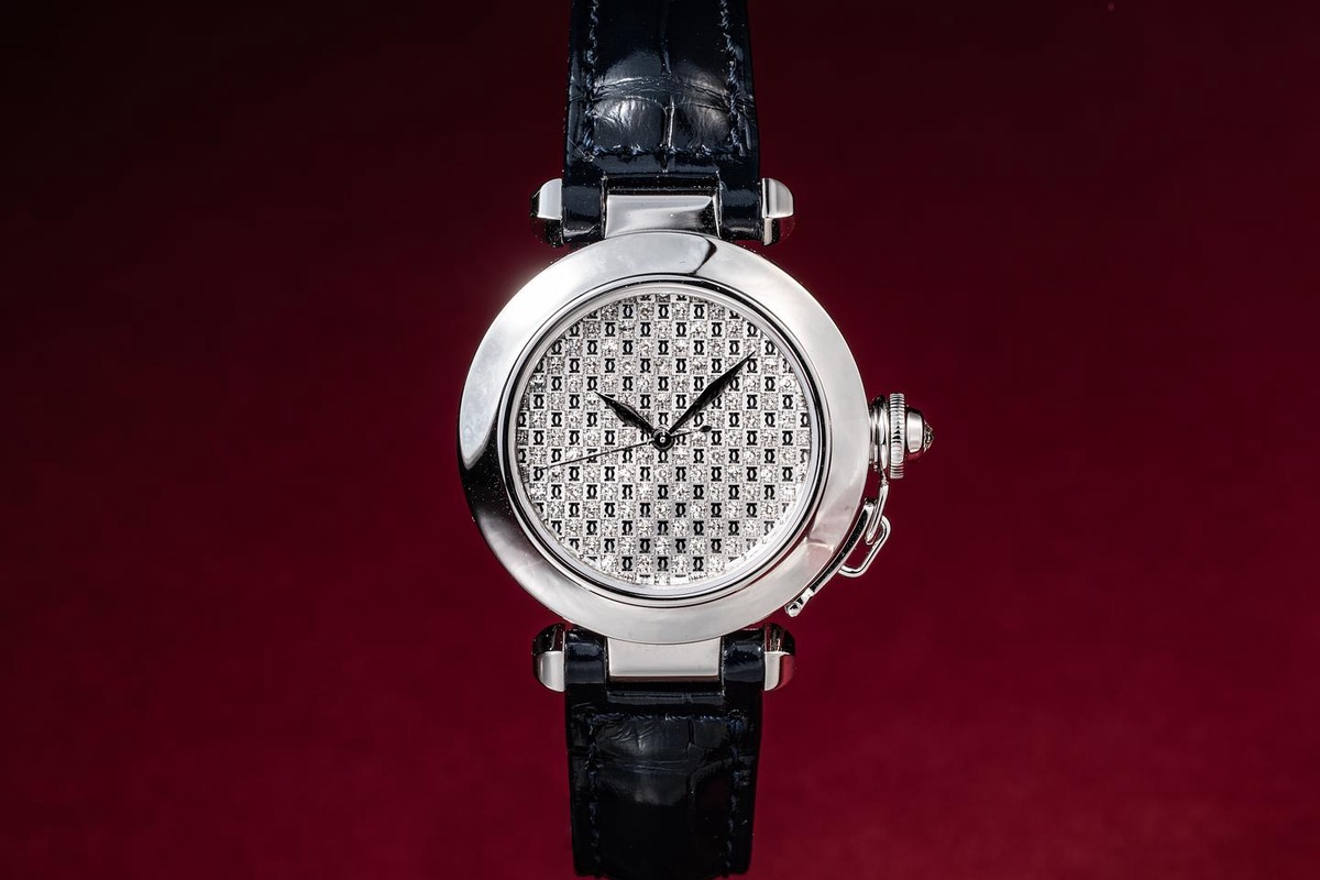 Cartier watch listing