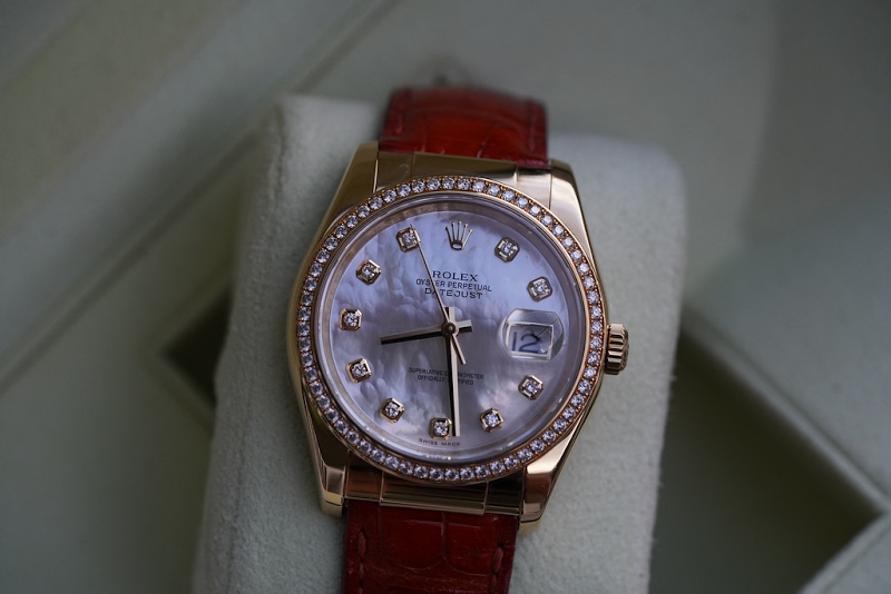 Rolex watch listing