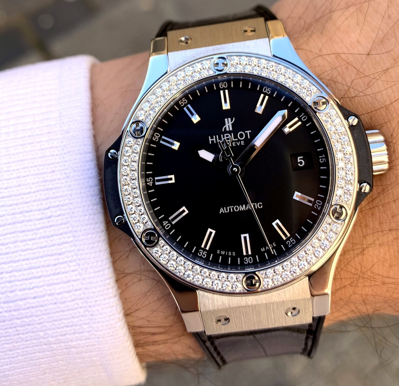 Hublot watch listing