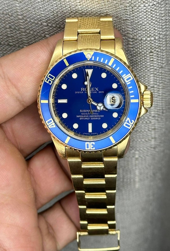 Rolex watch listing
