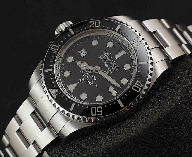 Rolex watch listing