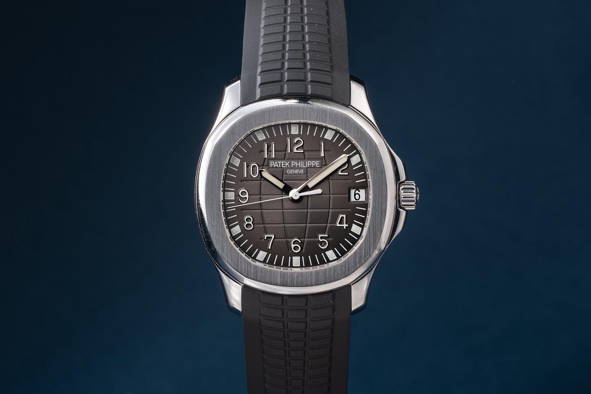 Patek Philippe watch listing
