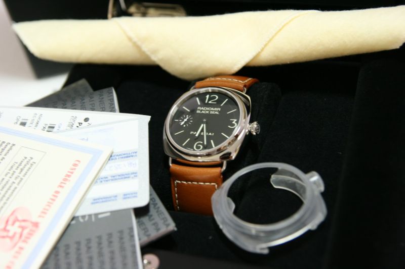 Panerai watch listing