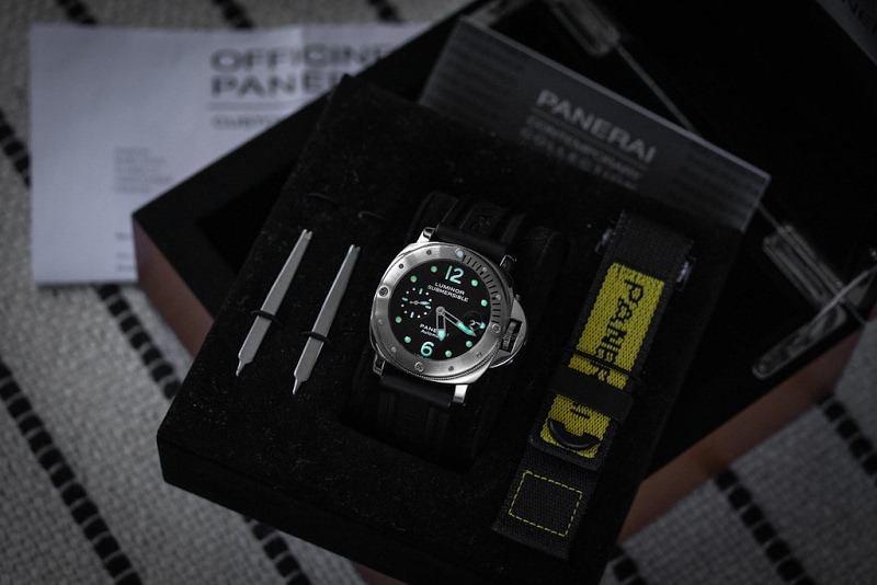 Panerai watch listing