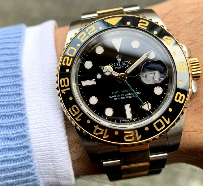 Rolex watch listing