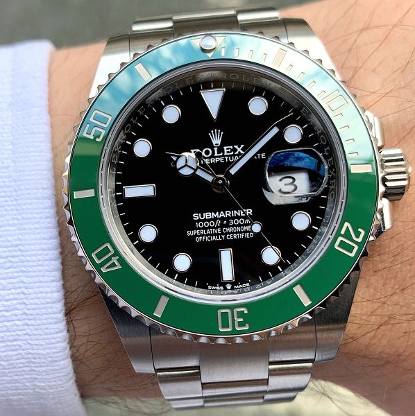 Rolex watch listing