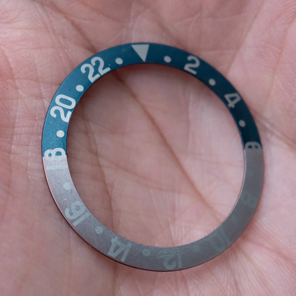 Accessories watch listing