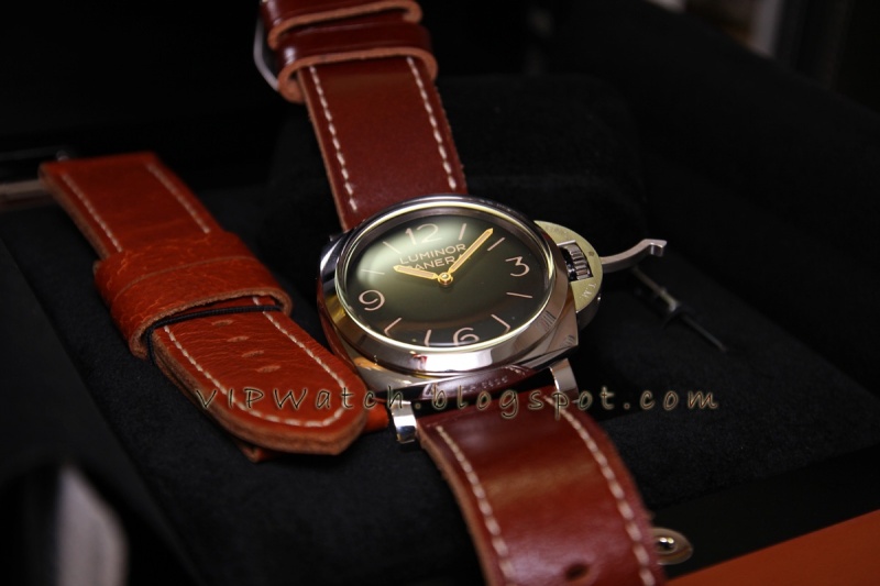 Panerai watch listing